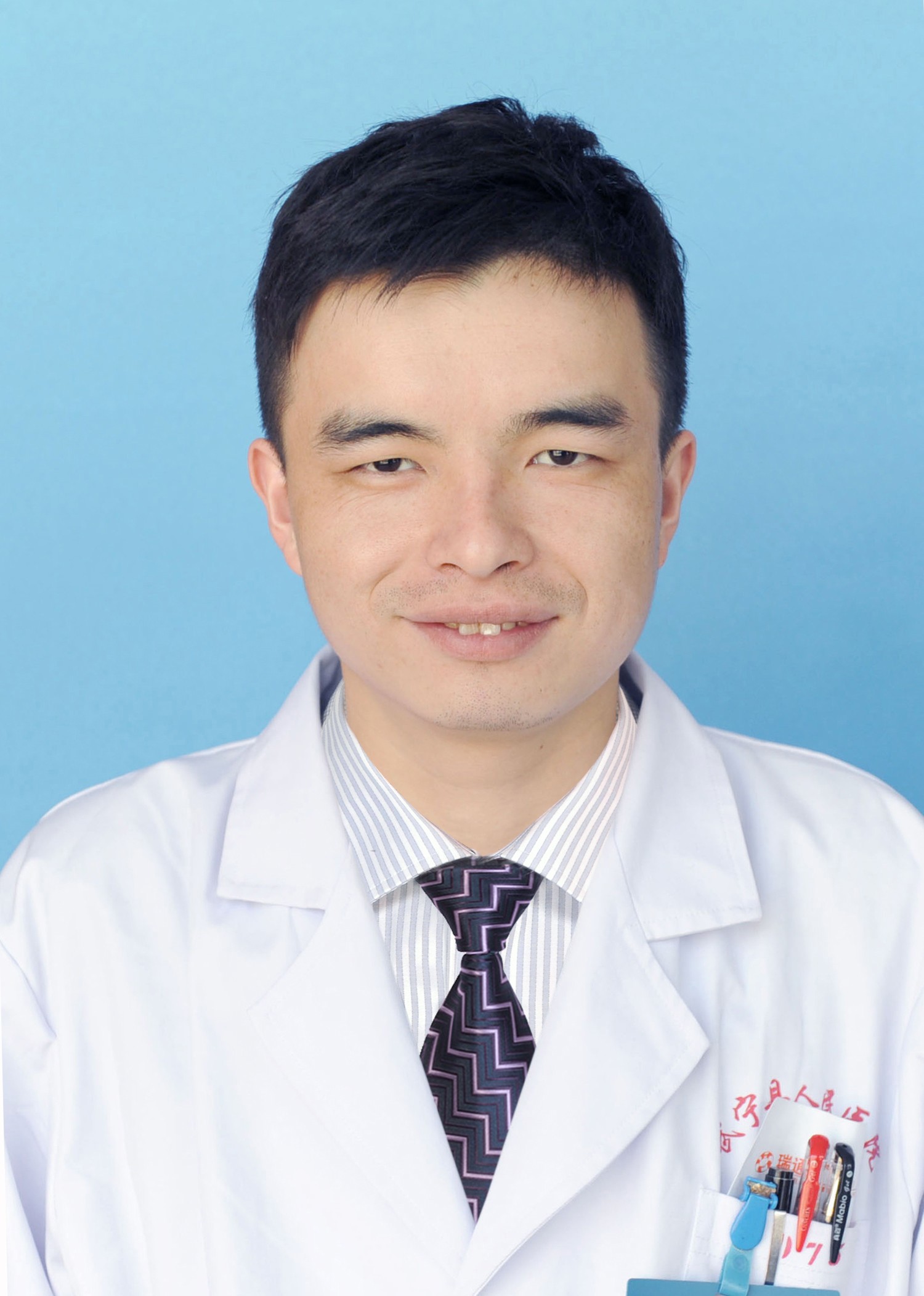 主治（zhì）醫師 盧軍